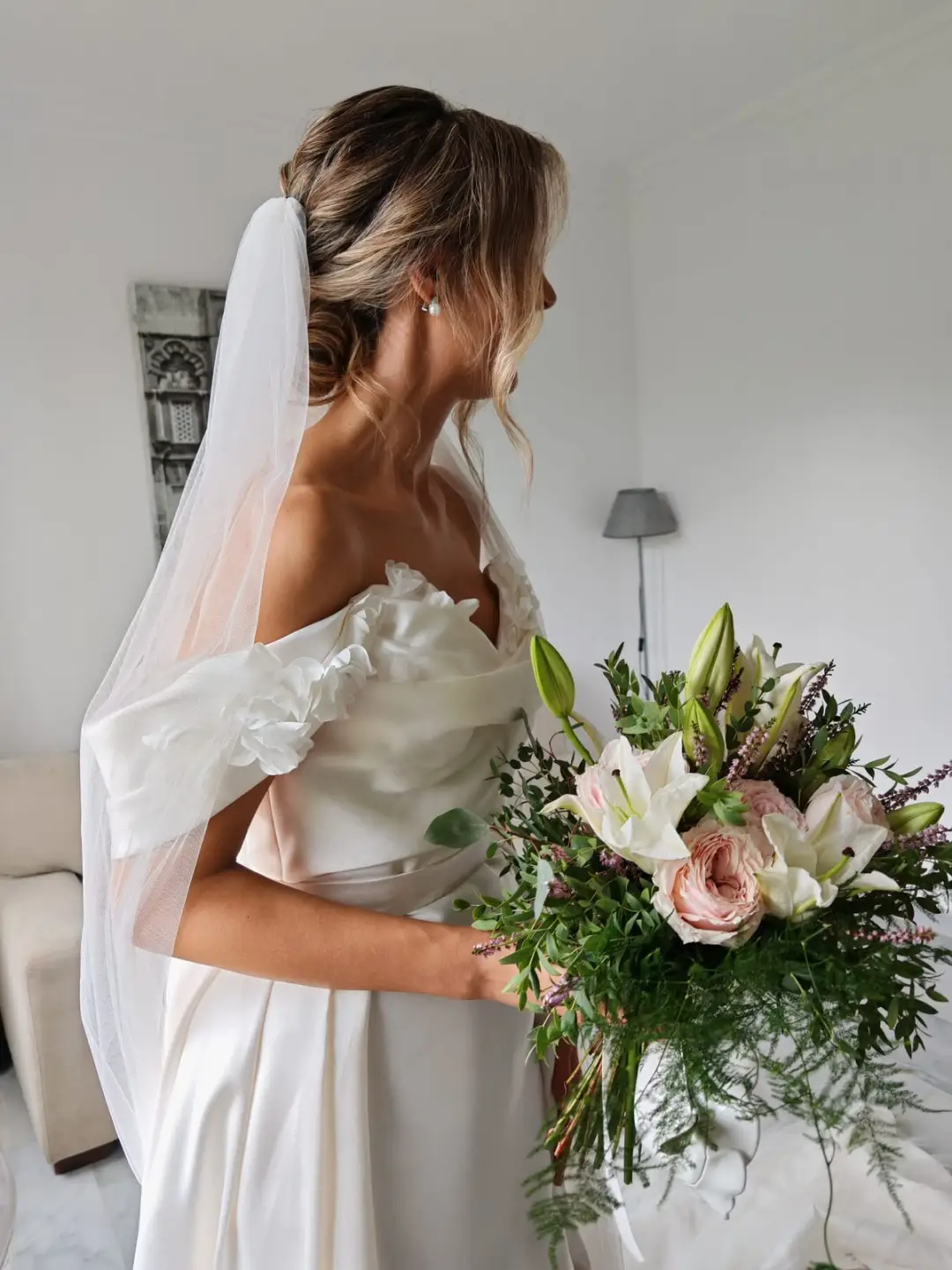 Vestido de novia Mila Nova Luciana 2024 talla 40 con sobrefalda 