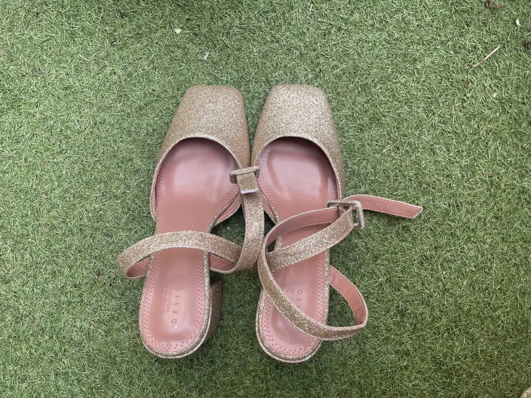 Zapatos novia/invitada dorados
